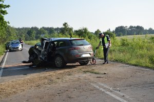 policjant prowadzący czynności w miejscu wypadku