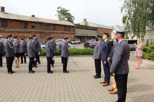 wręczenie policjantom aktów mianowania