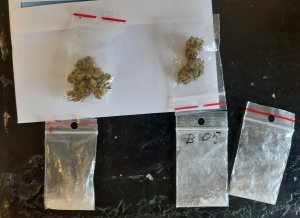 marihuana, amfetamina w torebkach foliowych