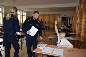 policjanci na turnieju