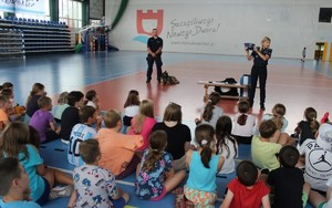 policjanci na półkoloniach