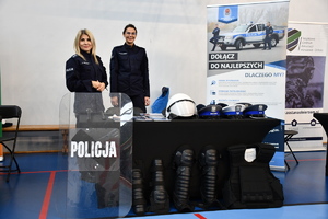 policjantki na Targach Pracy 2024