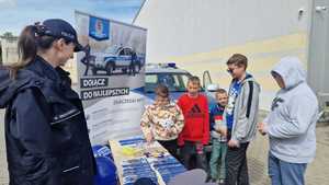 policjantki na spotkaniu w szkole