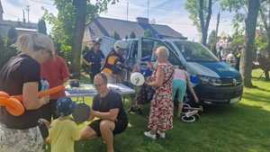 policjantki na piknikach plenerowych