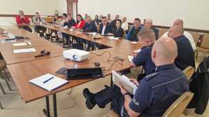 debata społeczna w Leoncinie 11 VI 2025