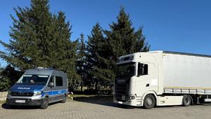 policjanci ruchu drogowego podczas działań