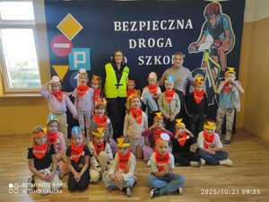 policjantka z wizytą w szkole