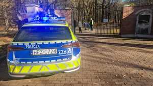 policjanci podczas akcji &quot;ZNICZ 2025&quot; w powiecie nowodworskim