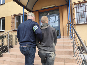 Poszukiwany z dwiema podstawami wpadł w ręce nowodworskich kryminalnych